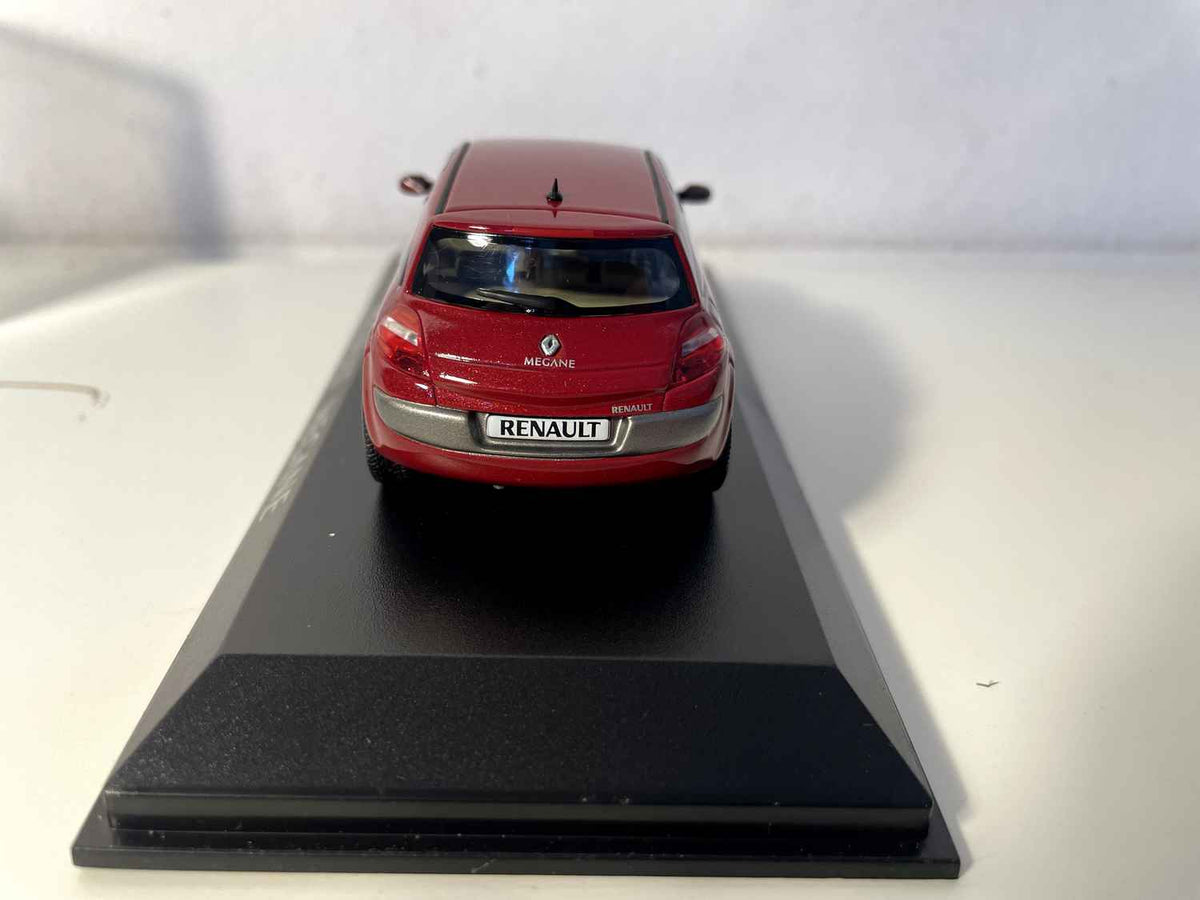 Renault Mégane donkelrout