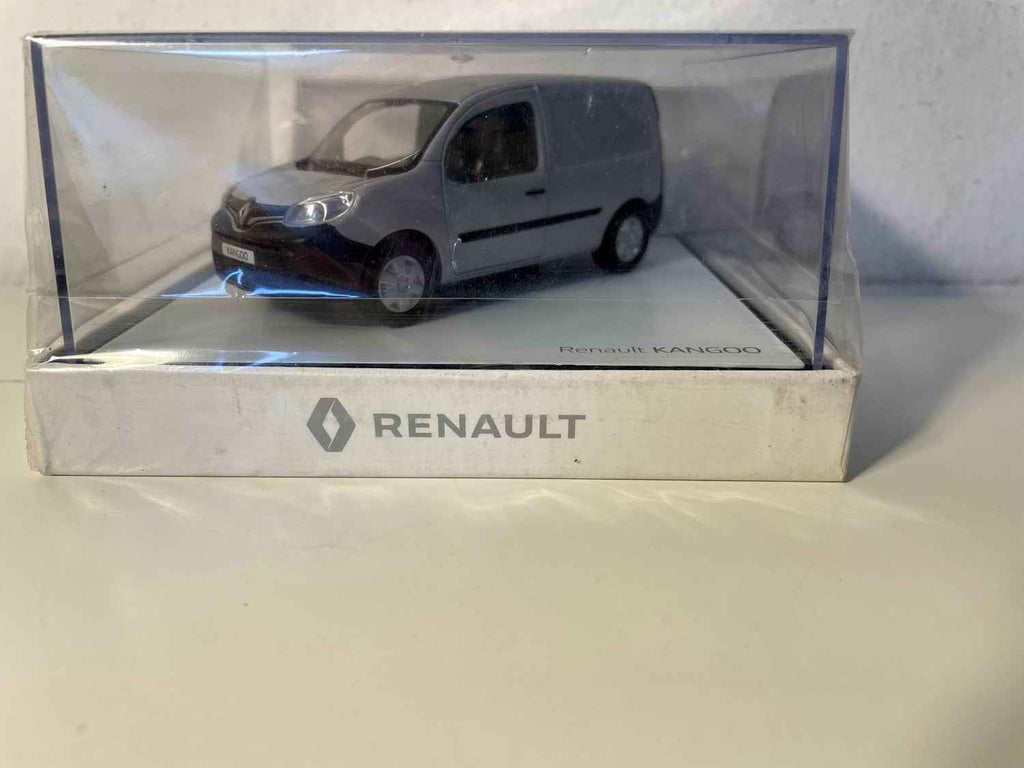 Groe Renault Kangoo (quadratesch Këscht)