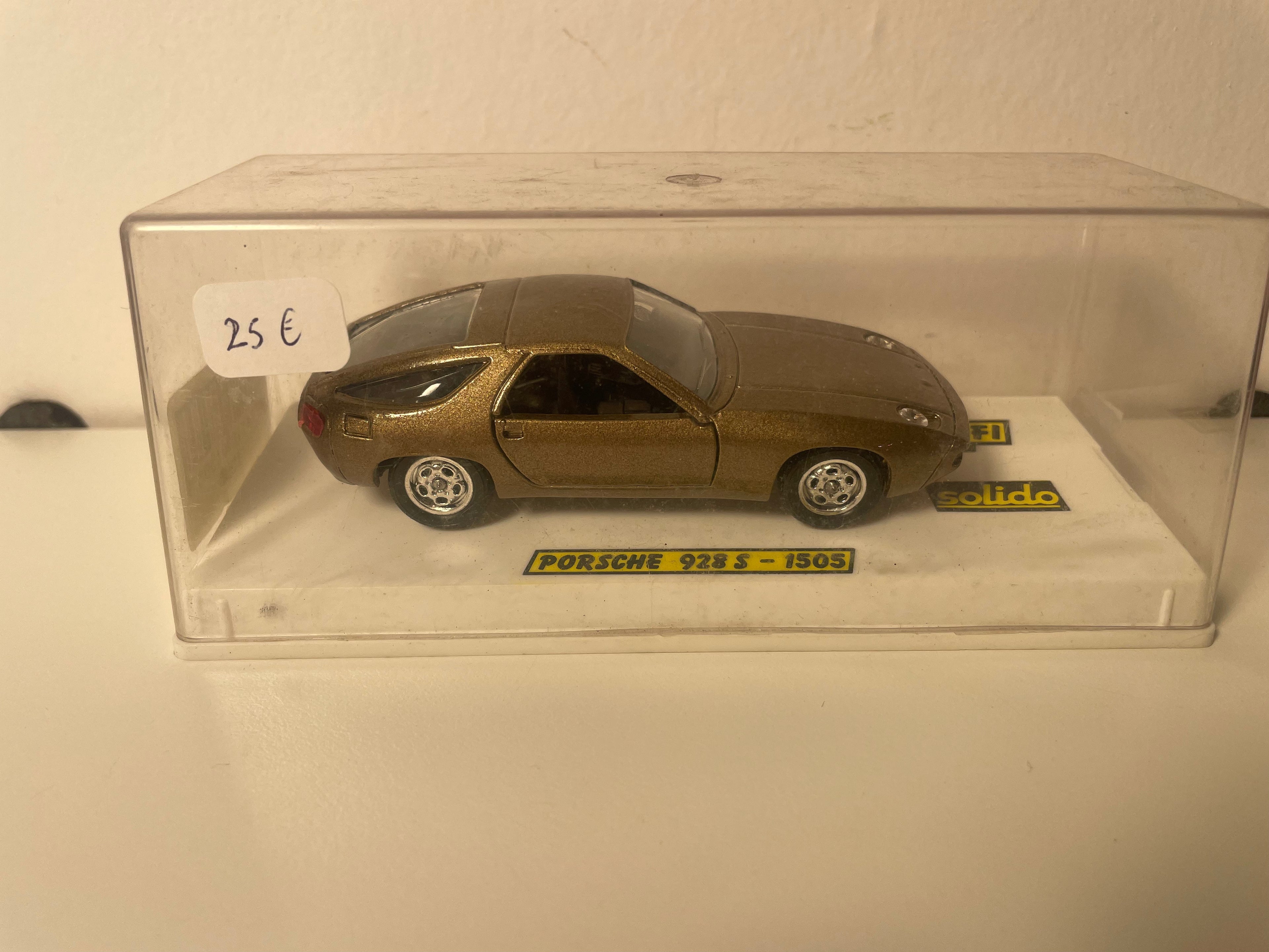 Porsche 928S Brown? - Solido Reference 1505