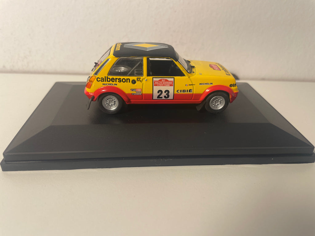 Renault 5 Alpine jaune et rouge et toit noir numéro 23 - rallye de San Rémo de 1977 (blister) - MANQUE LE RETROVISEUR