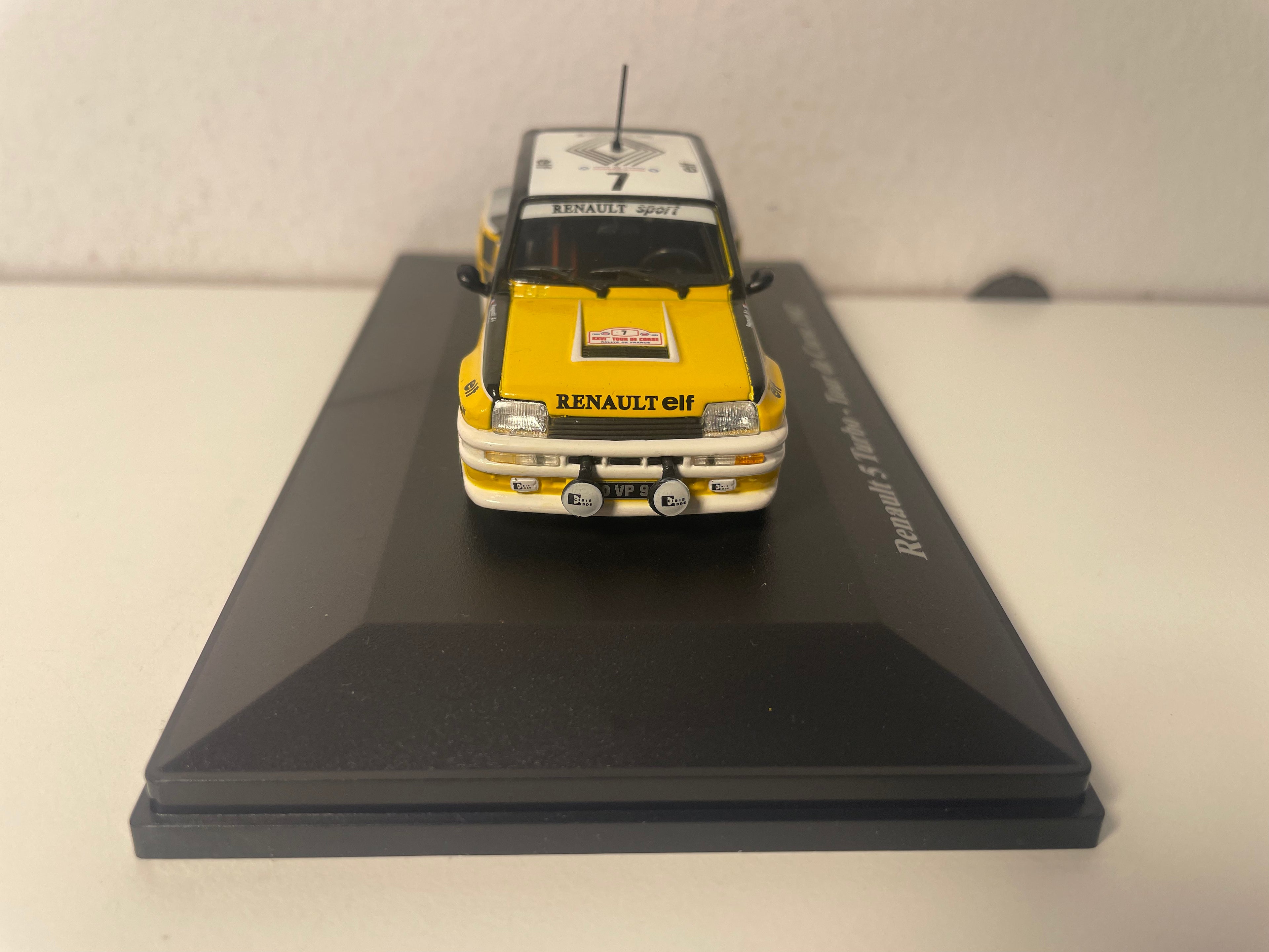Renault 5 Turbo amarillo, blanco y negro número 7 - Tour de Corse de 1982 (blister)