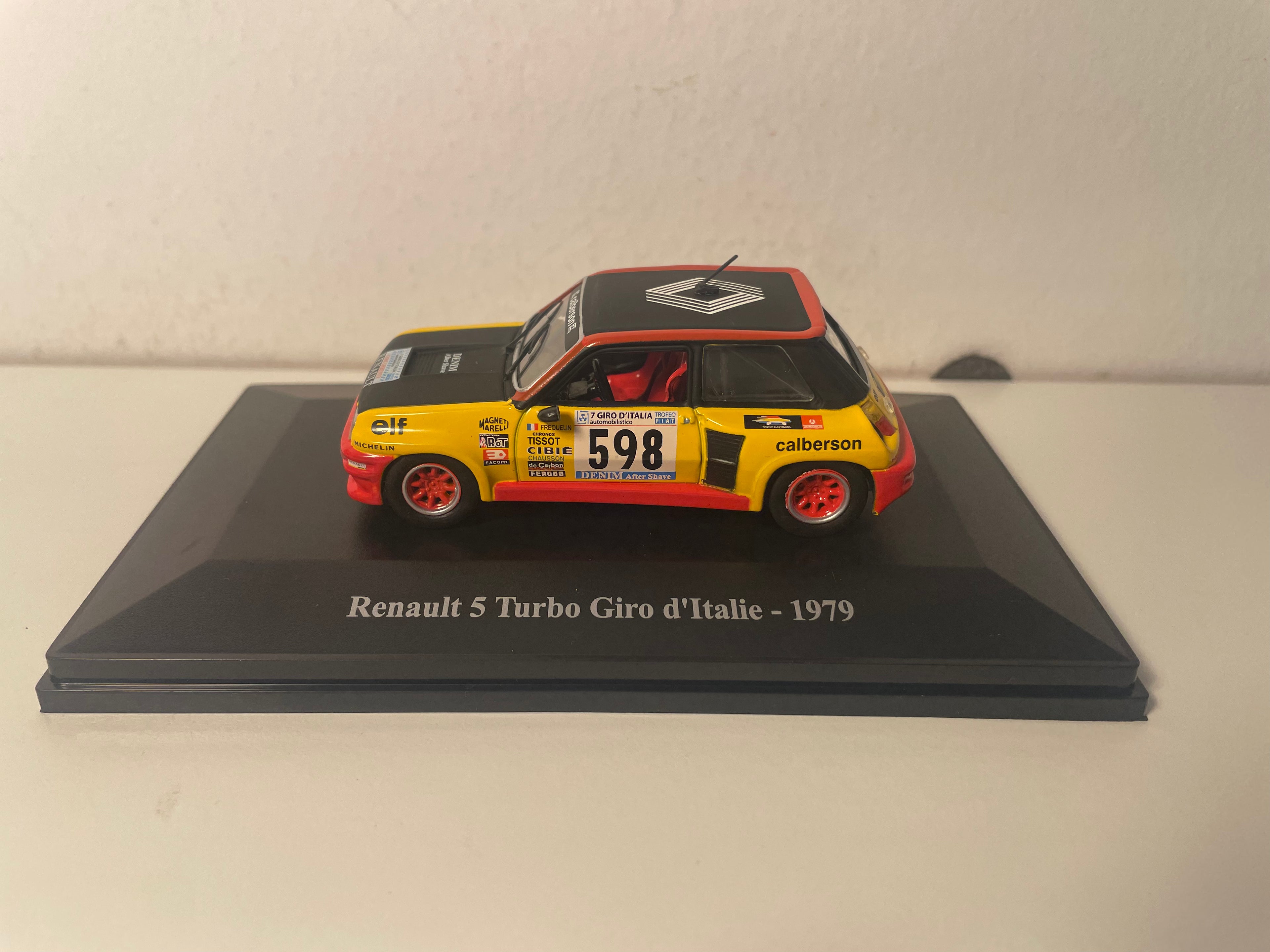 Renault 5 Turbo amarillo, rojo y negro número 598 - Giro de Italia de 1979 (blister)