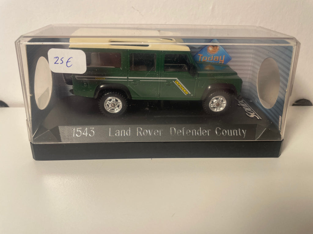 Land Rover Defender County vert - Solido référence 1543