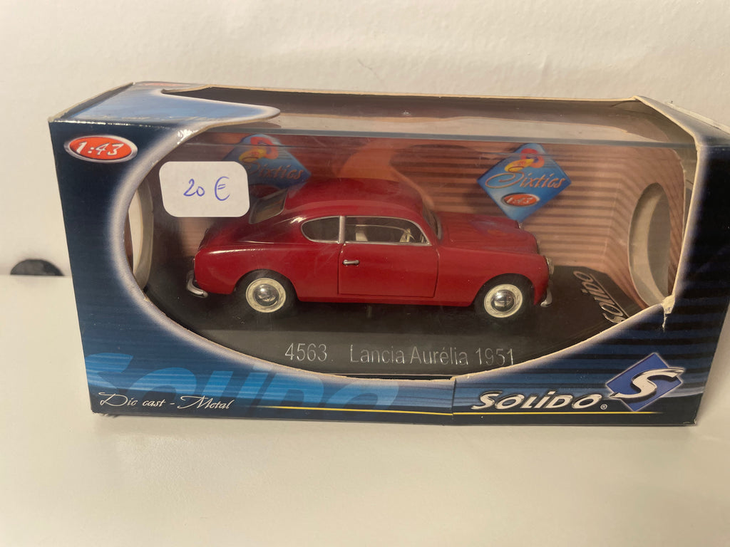 1951 Donkerrode Lancia Aurelia - Solido referentie 4563