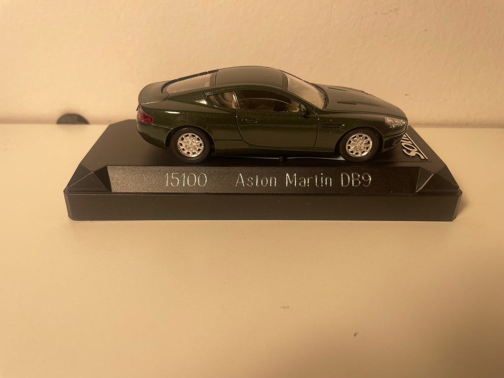 Aston Martin db9 verde - Solido referencia 15100