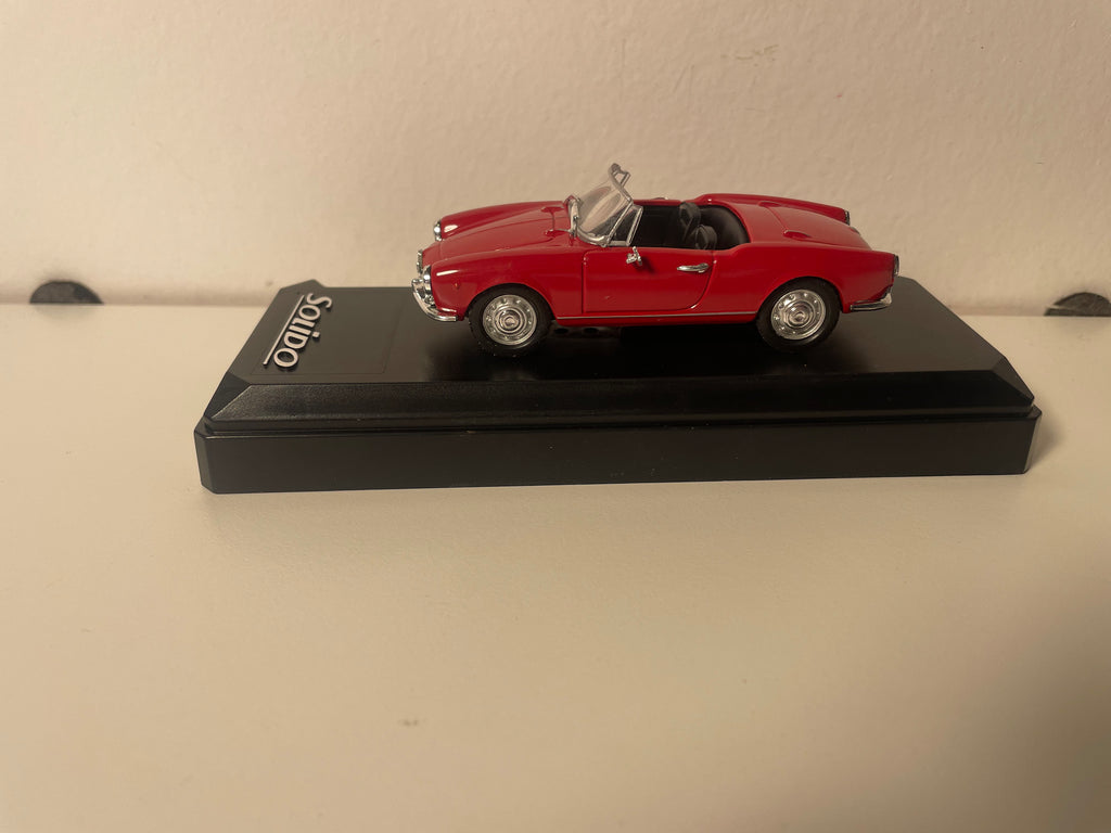 1958 Alfa Romeo Spider Rood - Solido Referentie 4589