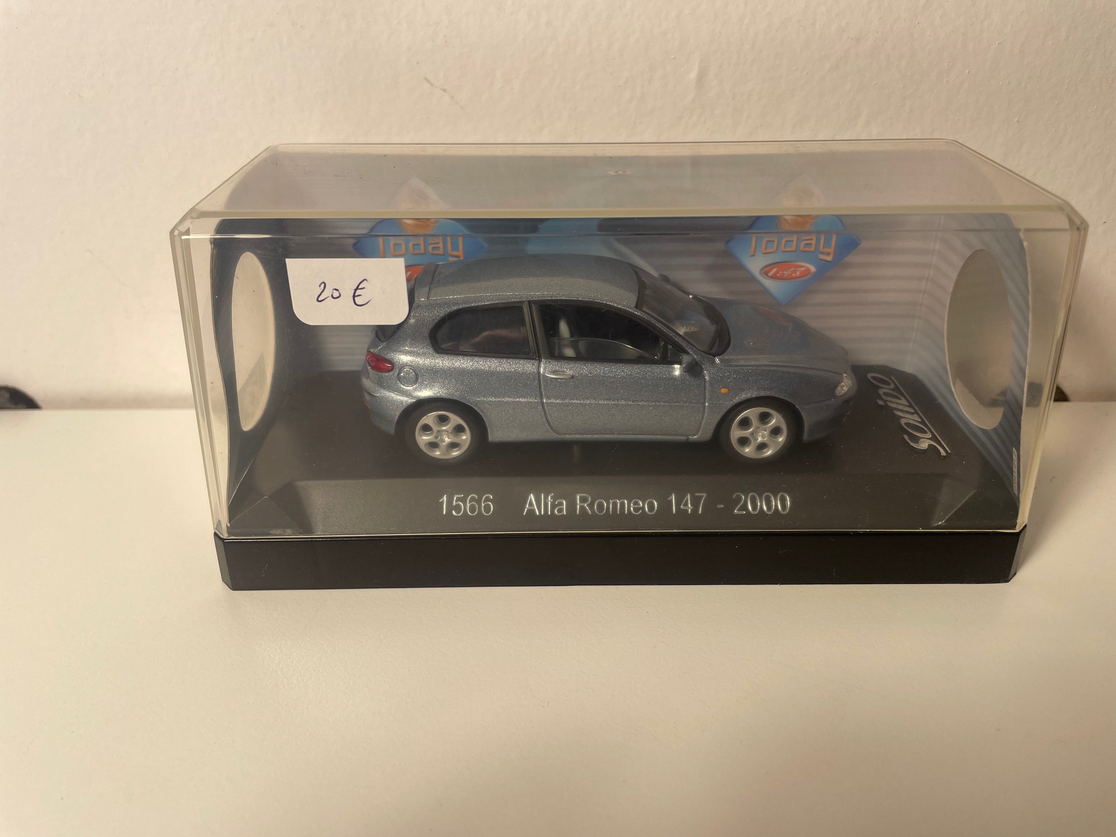 2000 Blauwe Alfa Romeo 147 - Solido Referentie 1566