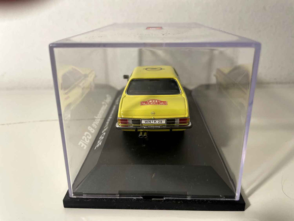Opel Commodore B GS/E amarelo número 22 - SCHUCO