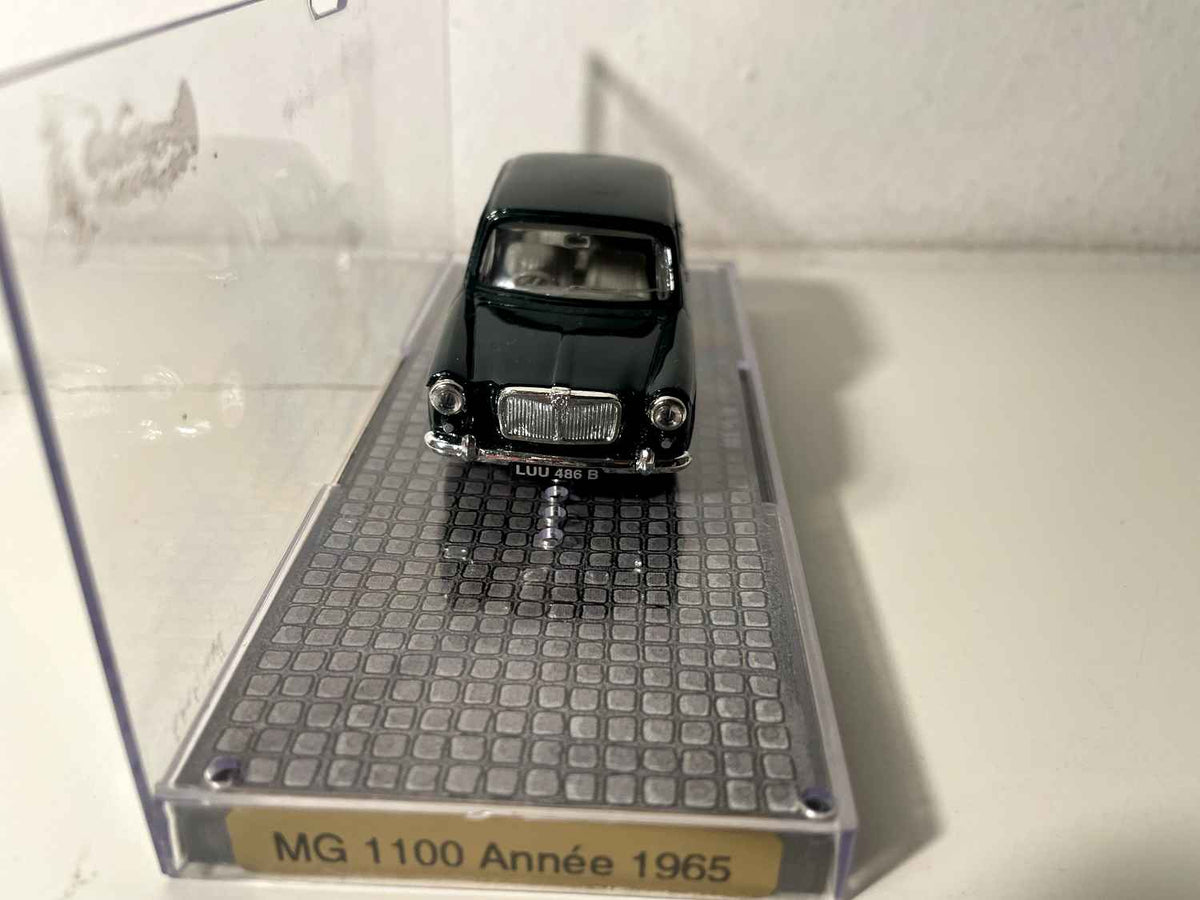 MG 1100 zielony z 1965 roku - NOREV