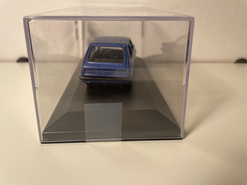 Blaue Ford Fiesta