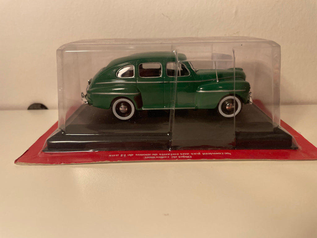 Ford Fordor gréng aus 1947 - Auto Plus