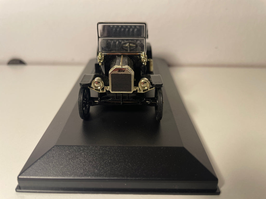 Ford Model T Preto