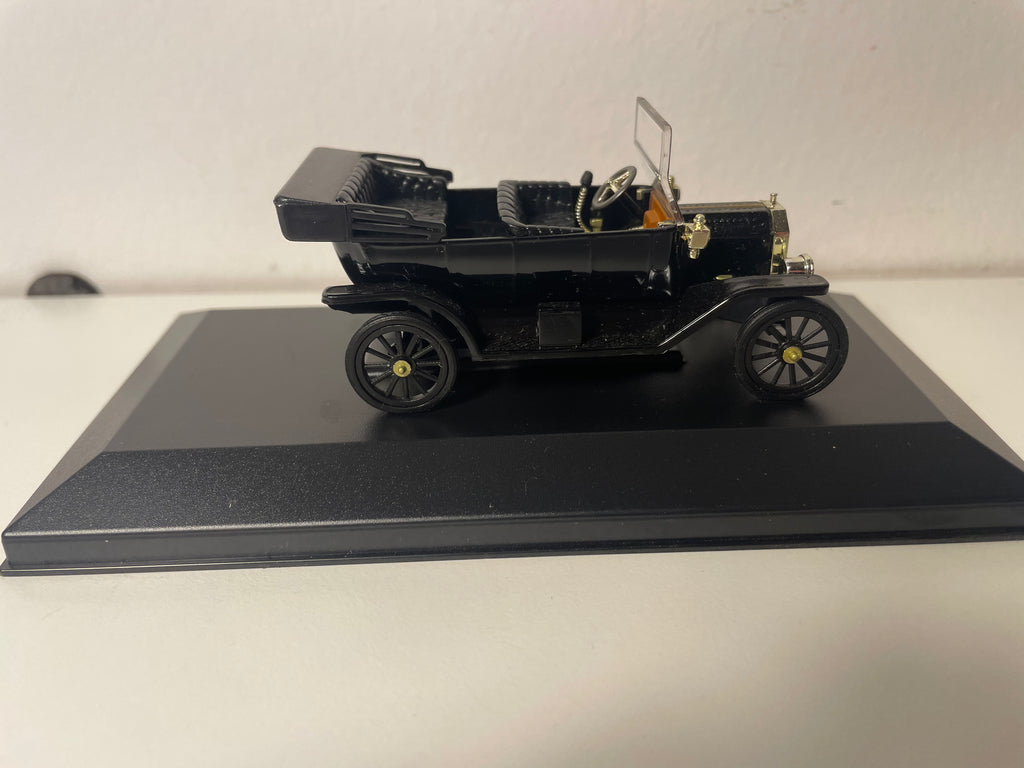 Ford Model T Preto