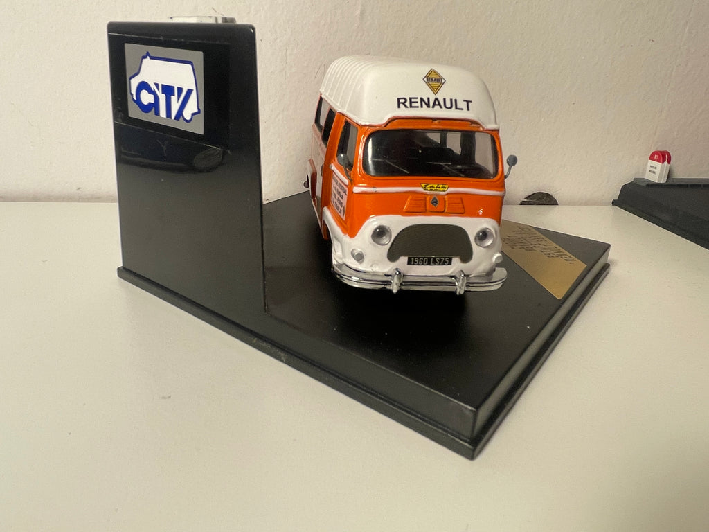 Renault Estafette 60 'Renault Services' Oranje en Witte Dak - CITY Referentie CV008