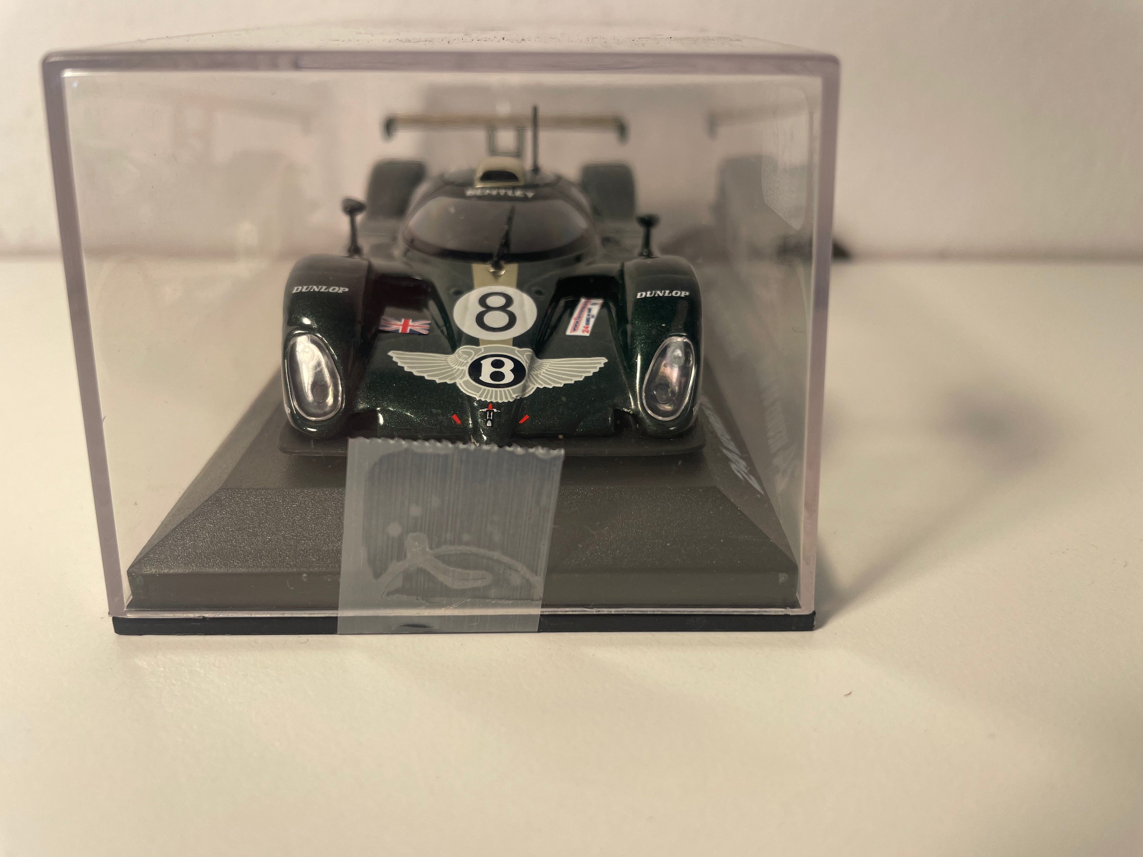 Bentley EXP8 verde número 8 (24 Horas de Le Mans de 2001)