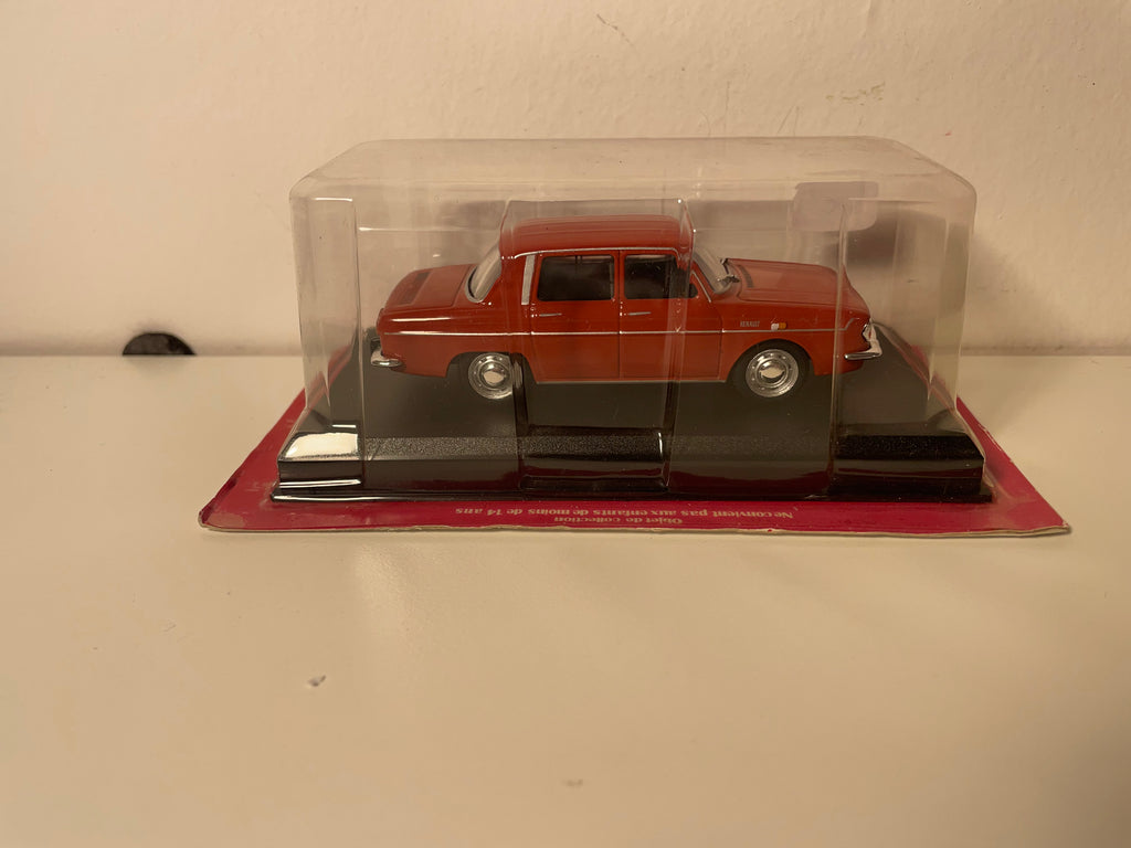 Renault 10 brązowy z 1967 - Auto Plus