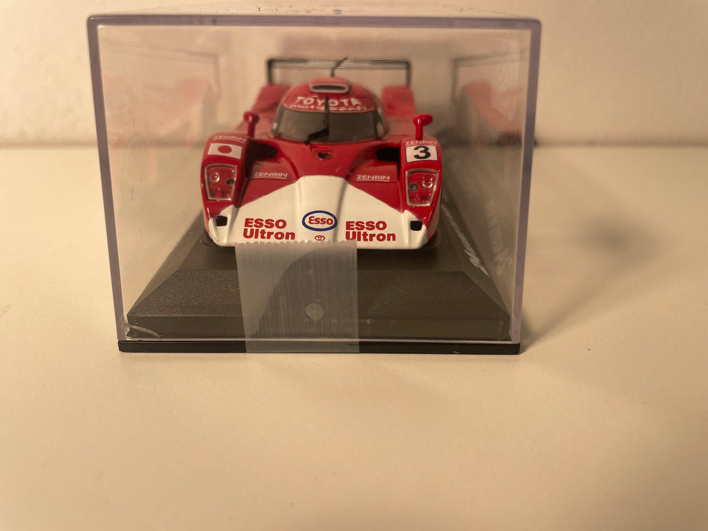 Toyota GT-ONE vermelho número 3 (24 Horas de Le Mans de 1999)