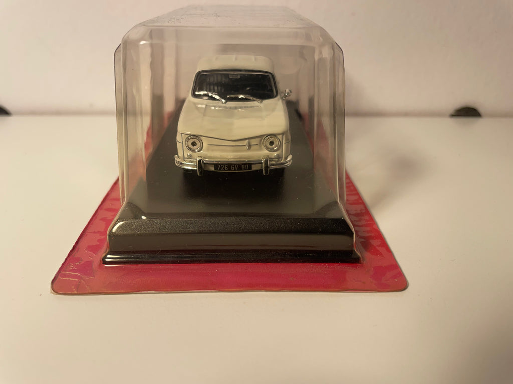 Renault 8 blanche (blanc cassé) de 1962 - Auto Plus