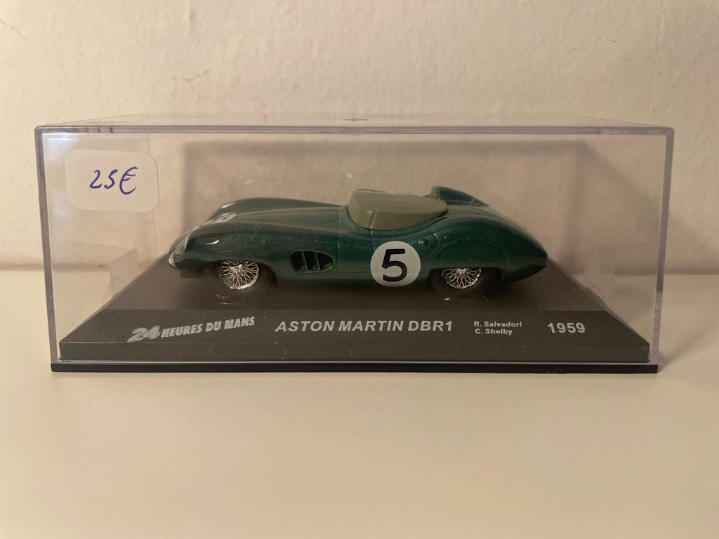 Groene Aston Martin DBR1 nummer 5 - 24 uur van Le Mans