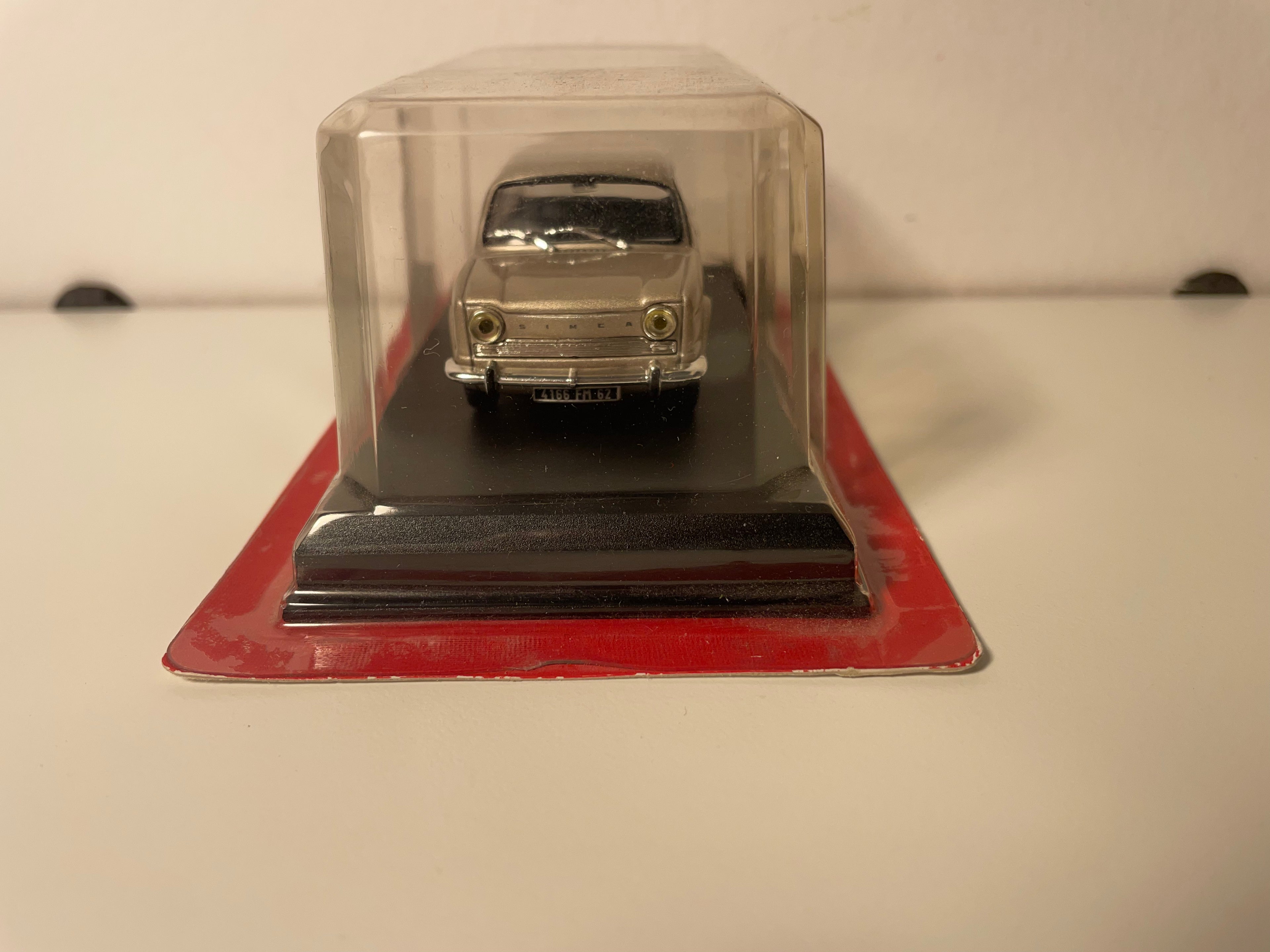 SIMCA 1000 GL hellbraun vun 1965 (Auto Plus)