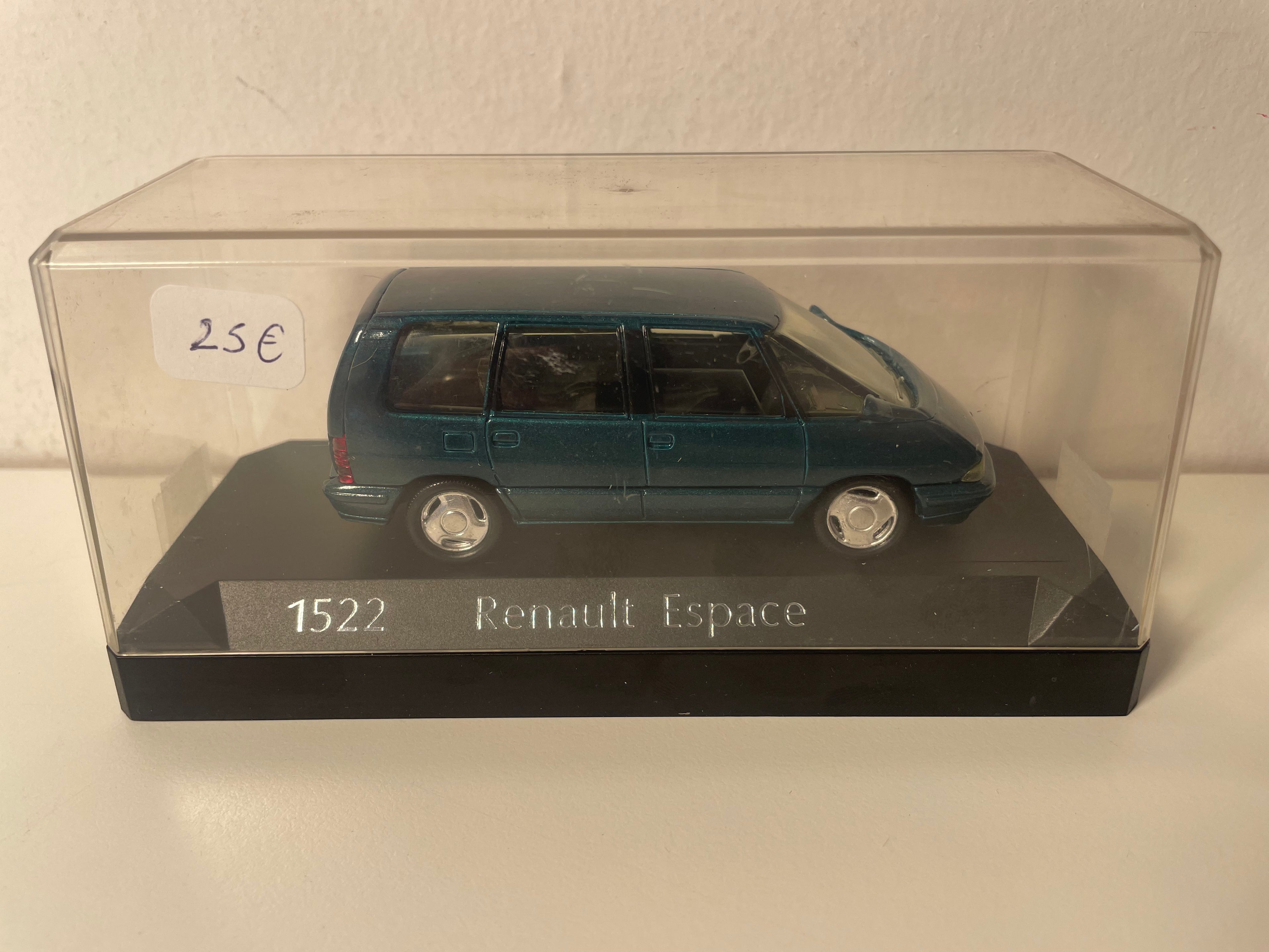 Renault Espace vert (Solido référence 1522)