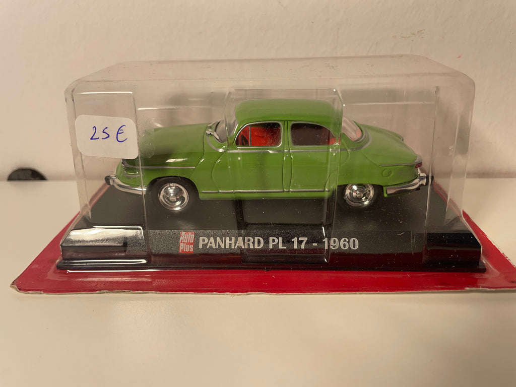 Panhard PL 17 verte de 1960 - Auto Plus