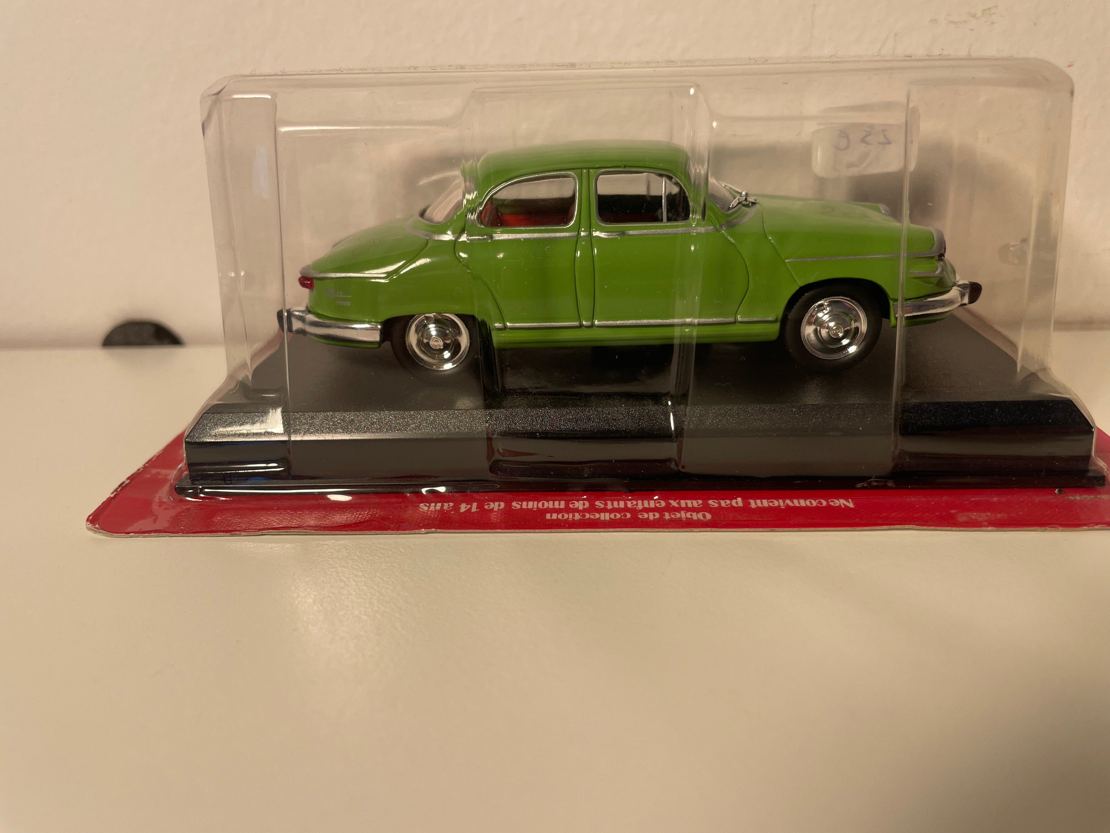 Panhard PL 17 verde de 1960 (automático-Plus)