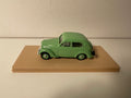 Renault Juvaquatre berlin zielony z 1938 roku - ELIGOR