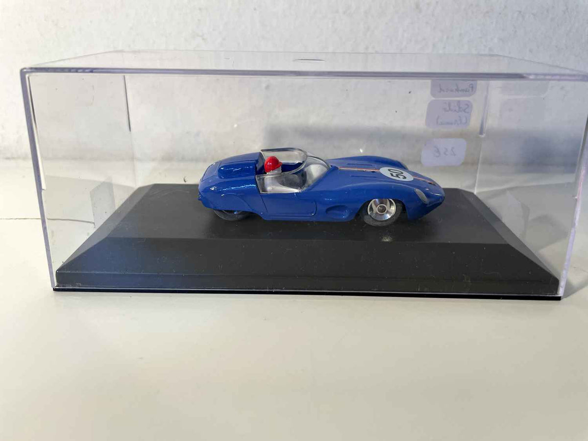 Panhard DB bleue avec le numéro 50 - SOLIDO