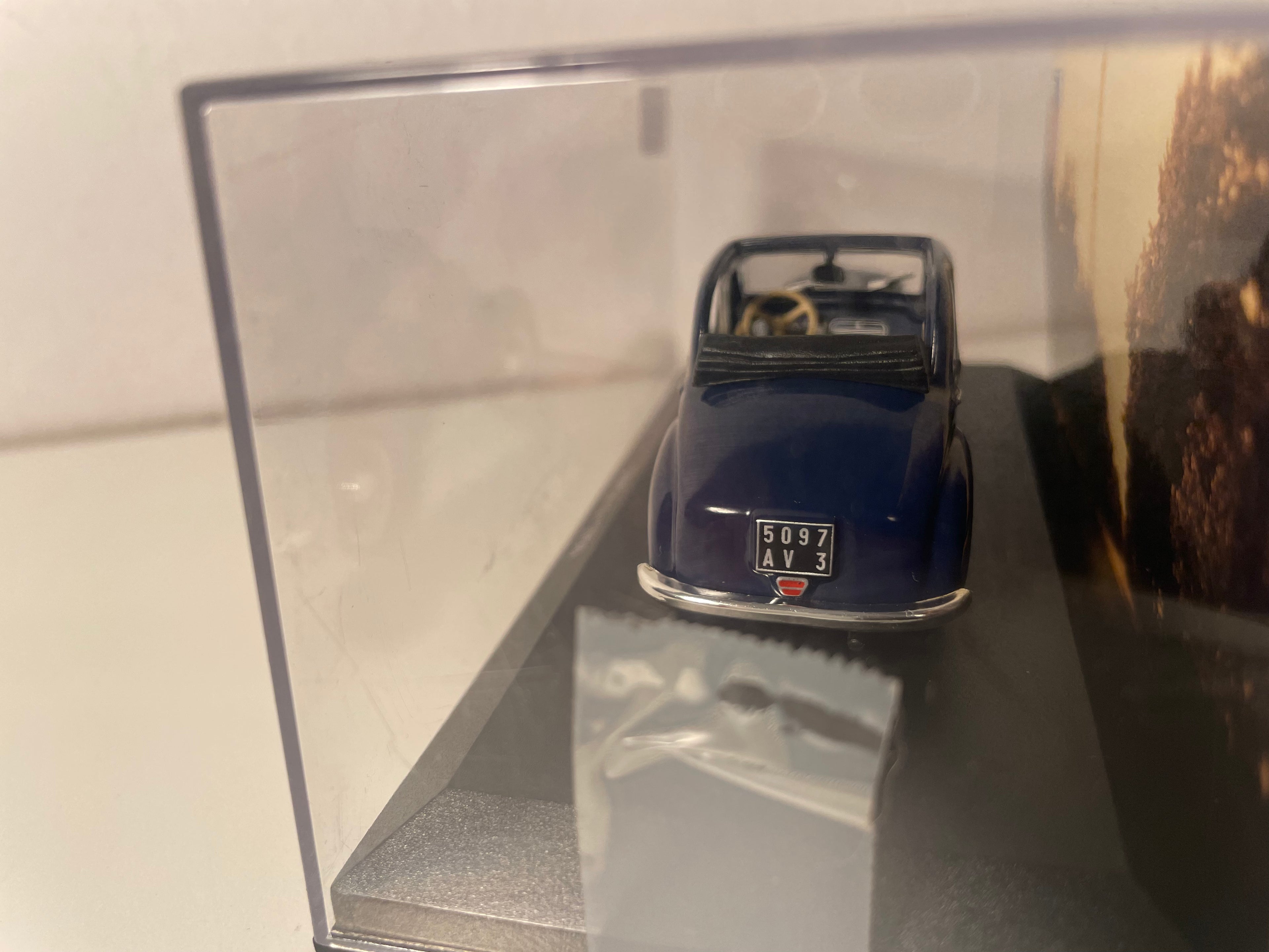 SIMCA 6 azul de 1950