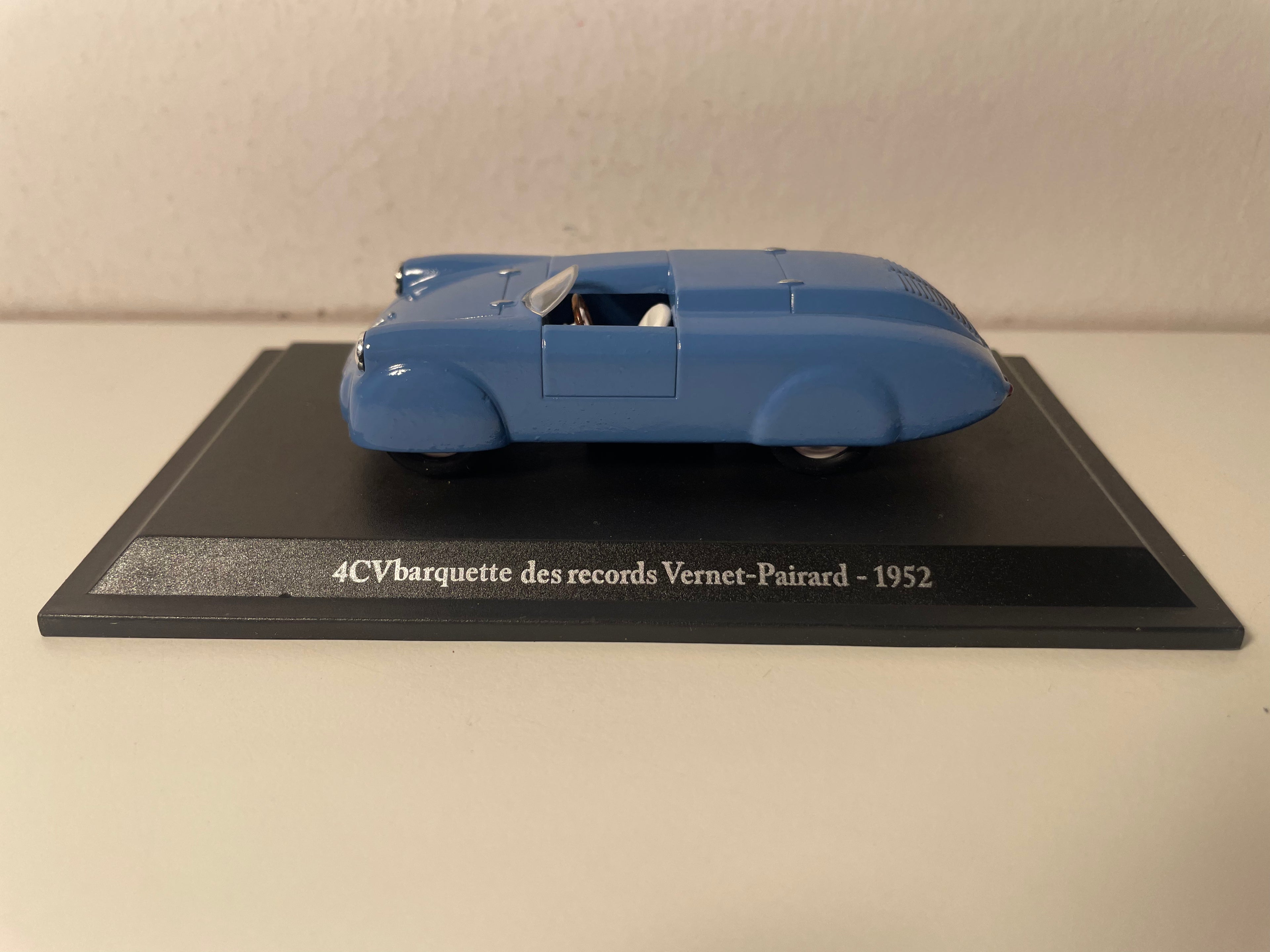Renault 4 CV blue record barquette Vernet-Pairard from 1952 (blister)