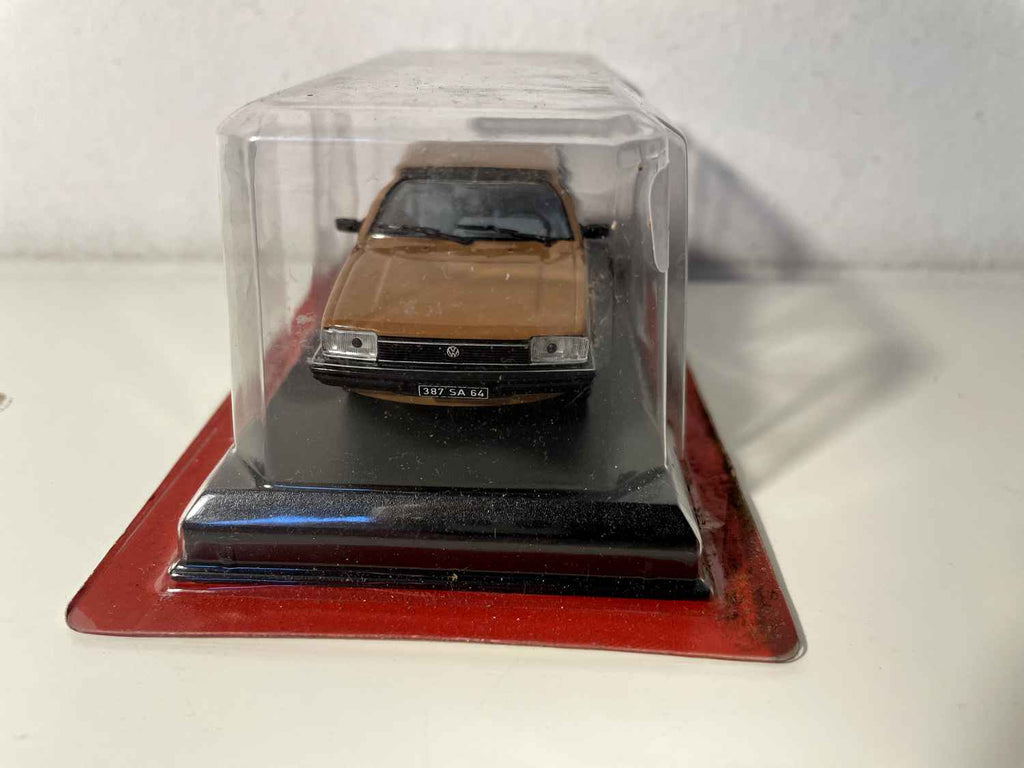 Volkswagen Santana marron de 1981 - Auto Plus