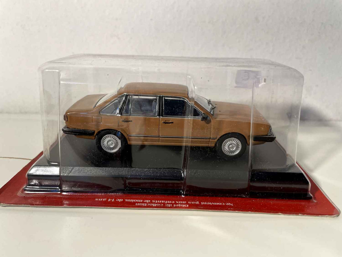 Volkswagen Santana marrom de 1981 - Auto Plus