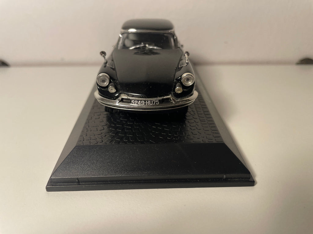 Citroën DS 19 czarna