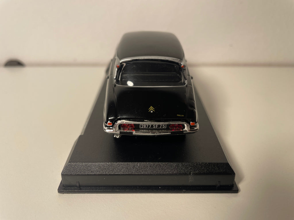 Citroën DS 19 Pallas negra de 1965 - Auto Plus