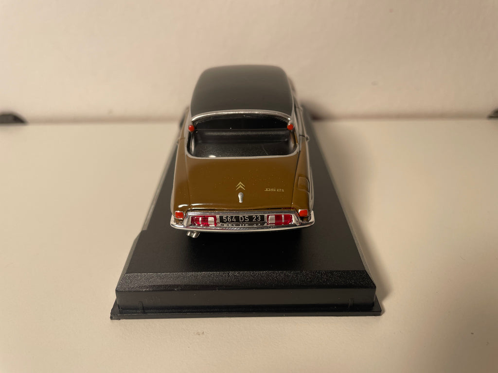 Citroën DS 21 Pallas braun mat schwaarzem Dack vu 1971 - Auto Plus