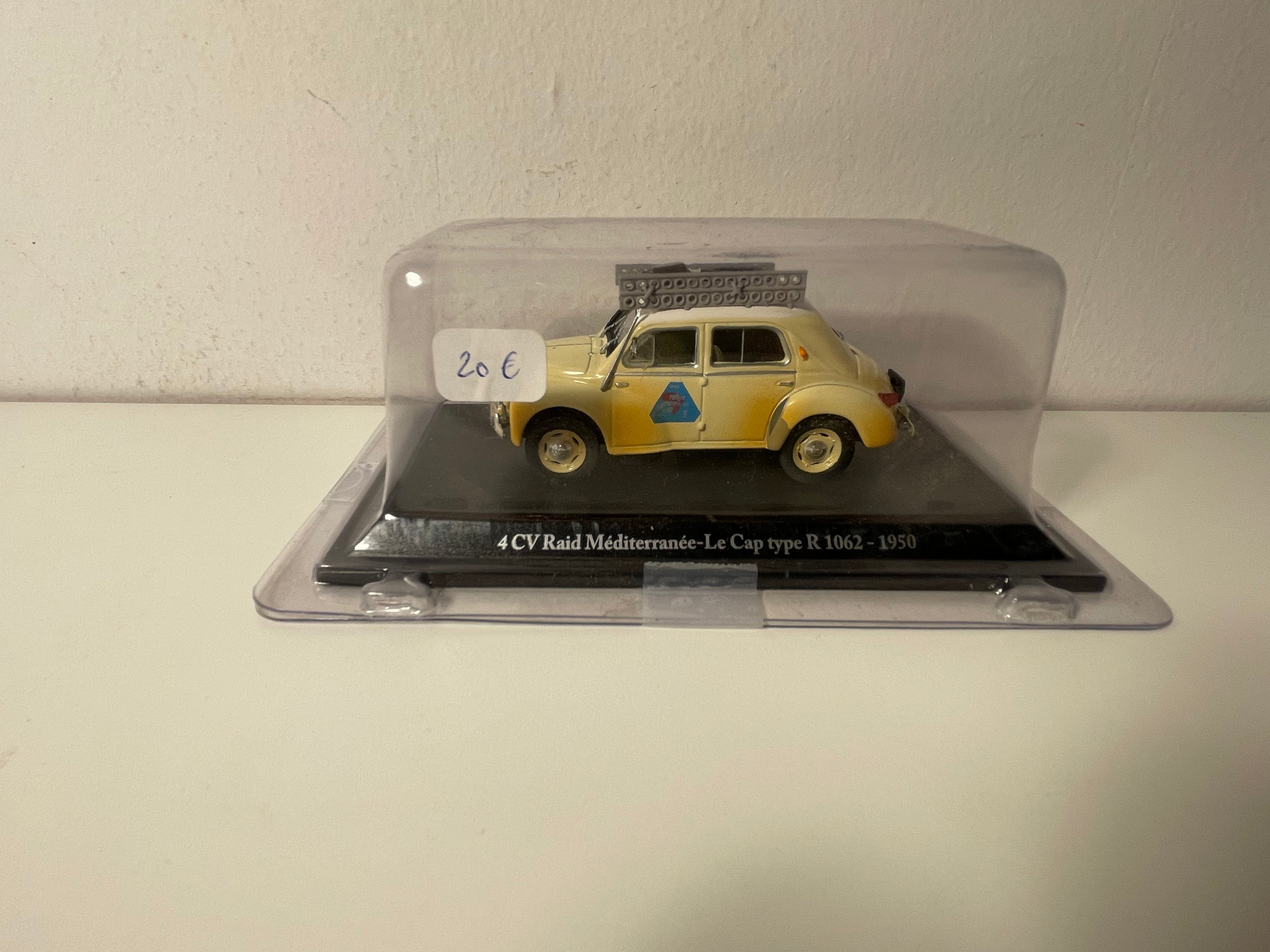 Renault 4 CV Fiel Sëll Raid Méditerranée-Le Cap Typ R 1062 vum 1950 (blister)
