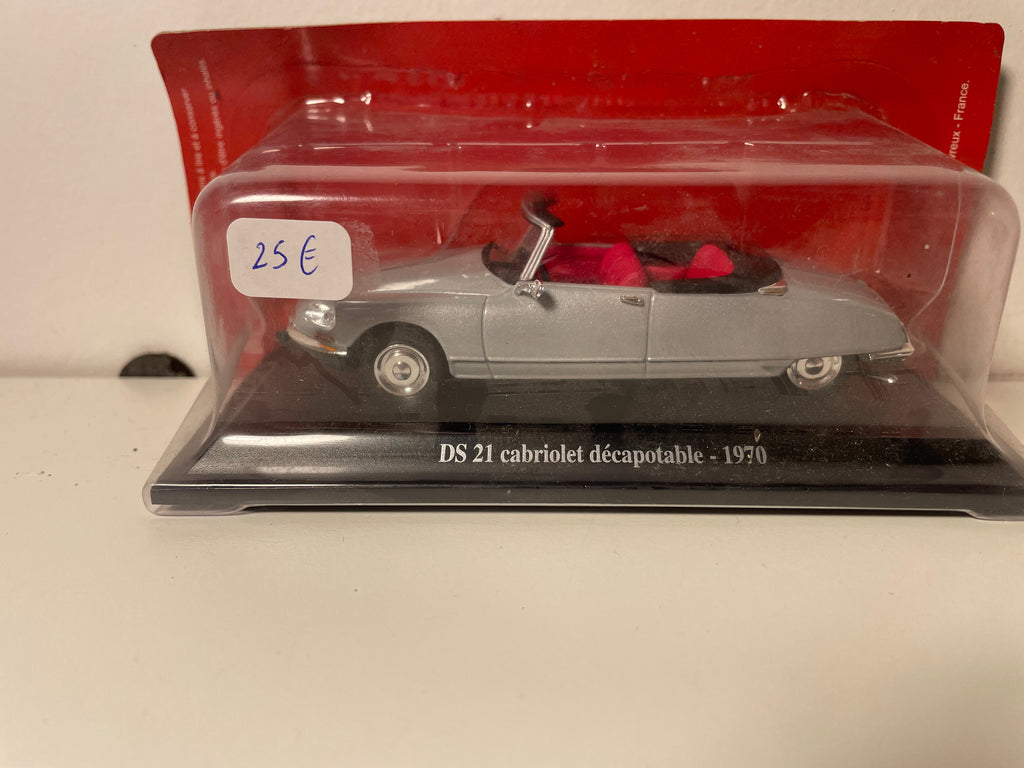 Citroën DS 21 cabriolet décapotable grise de 1970 (sous blister)