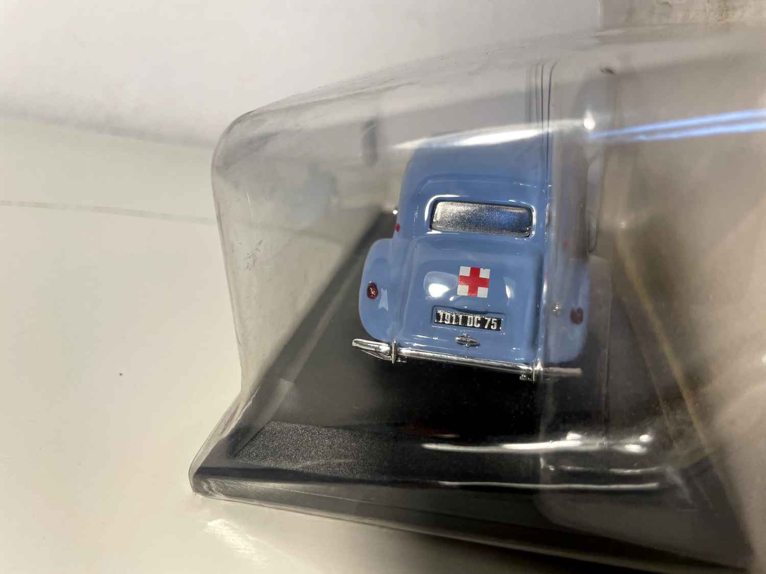 Citroën Traction 11 C blue AMBULANCE from 1954