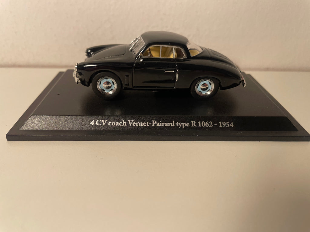 Renault 4 CV schwarze Limousine Vernet-Pairard Typ R 1062 von 1954 (Blister)