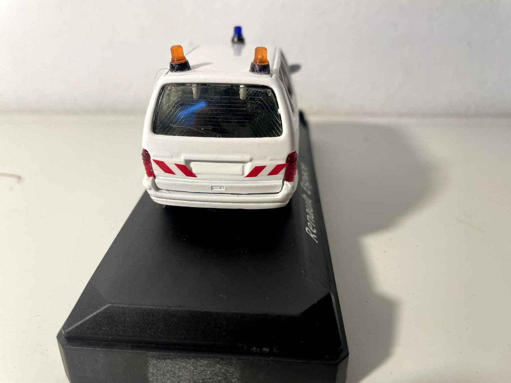 Renault Espace blanca AMBULANCIA (Solido)