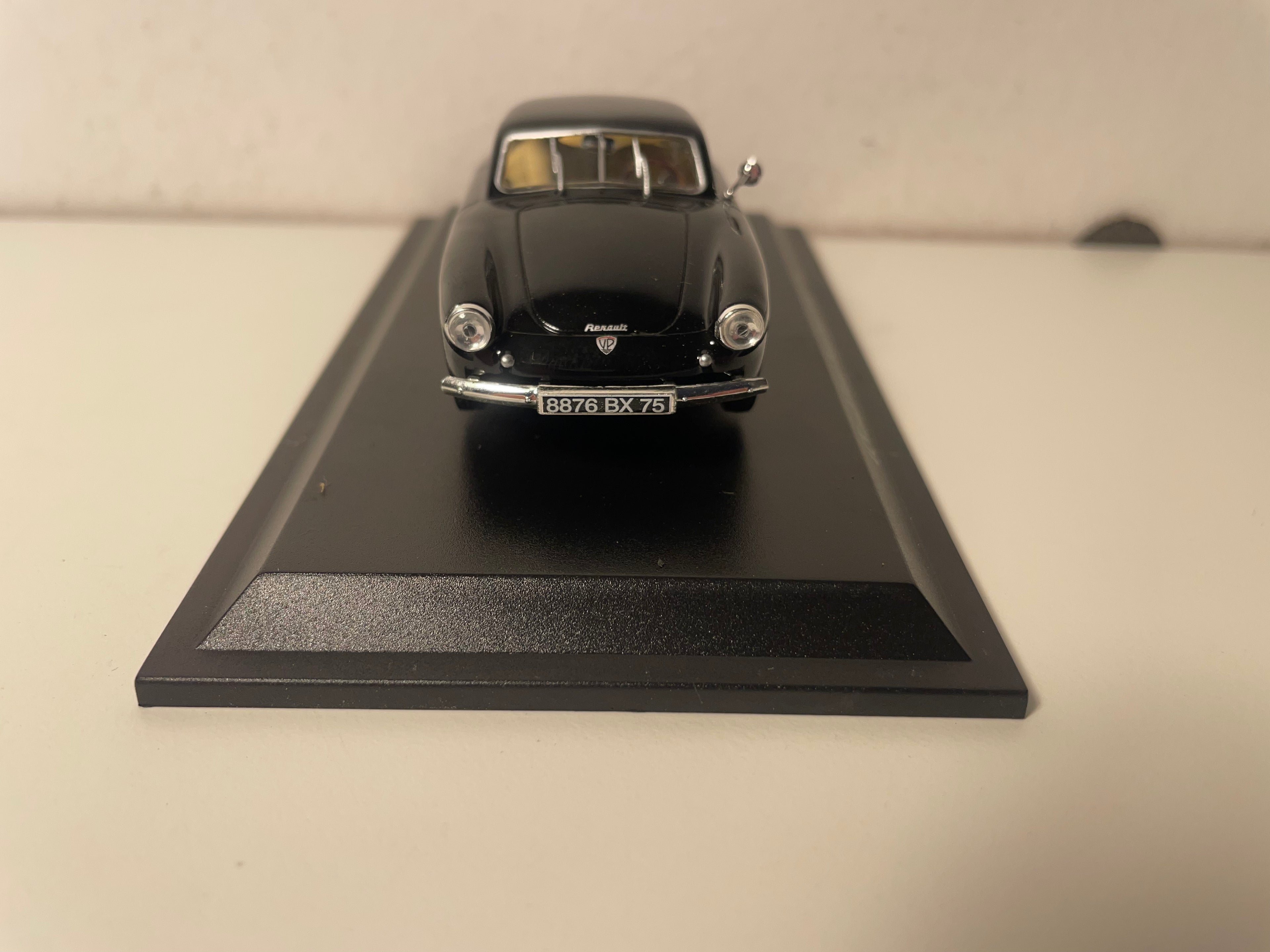 Renault 4 CV schwarze Limousine Vernet-Pairard Typ R 1062 von 1954 (Blister)