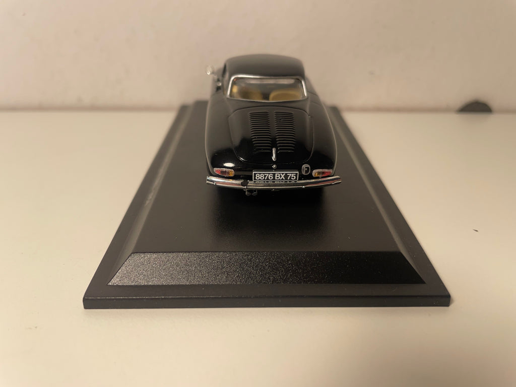 Renault 4 CV schwarze Limousine Vernet-Pairard Typ R 1062 von 1954 (Blister)