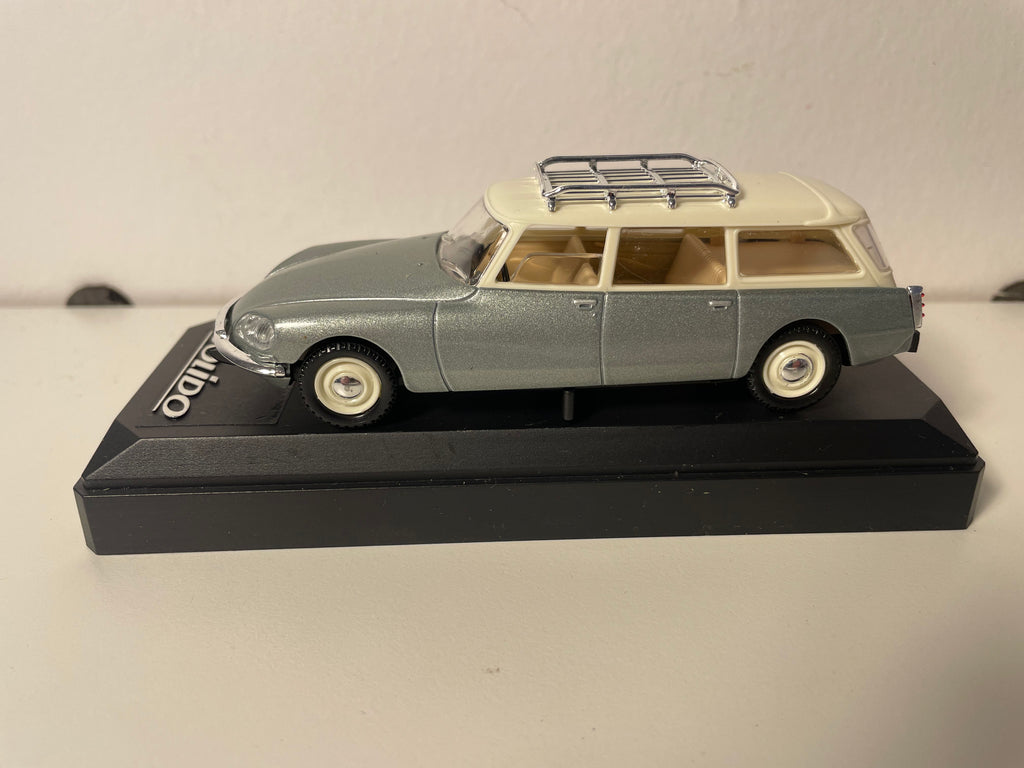 Citroën DS breakgrise i beżowy dach z grillem - Solido referencja 1863