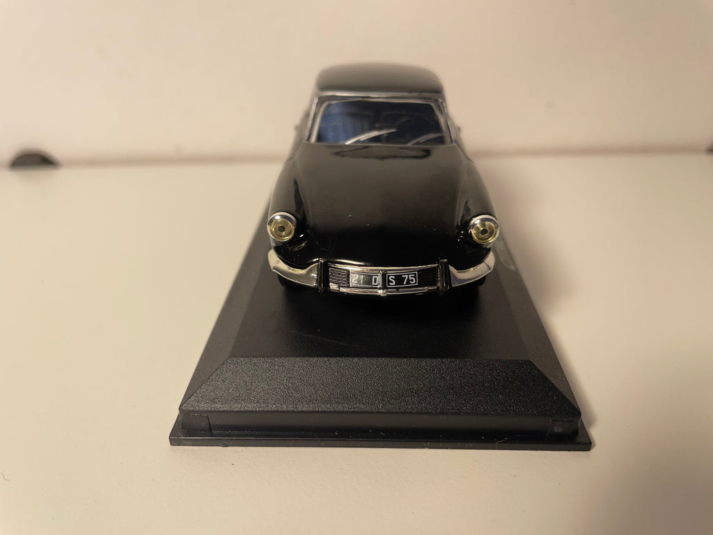 Citroën DS 21 noire - Atlas