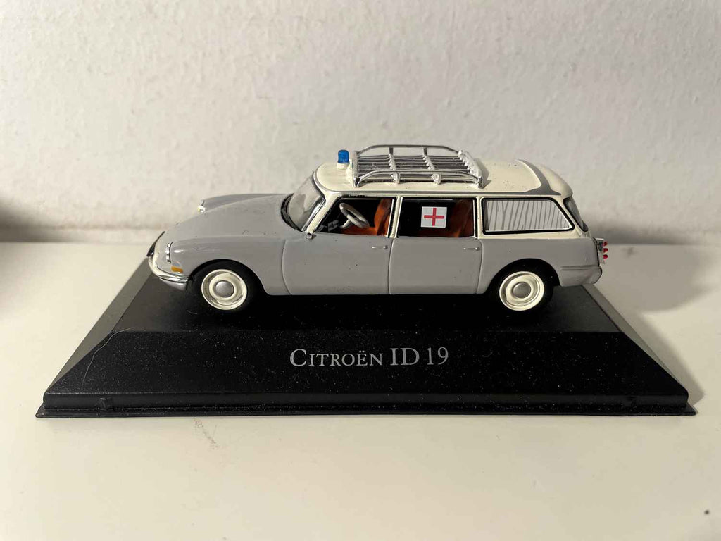 Citroën ID 19 grise AMBULANCE (Atlas)