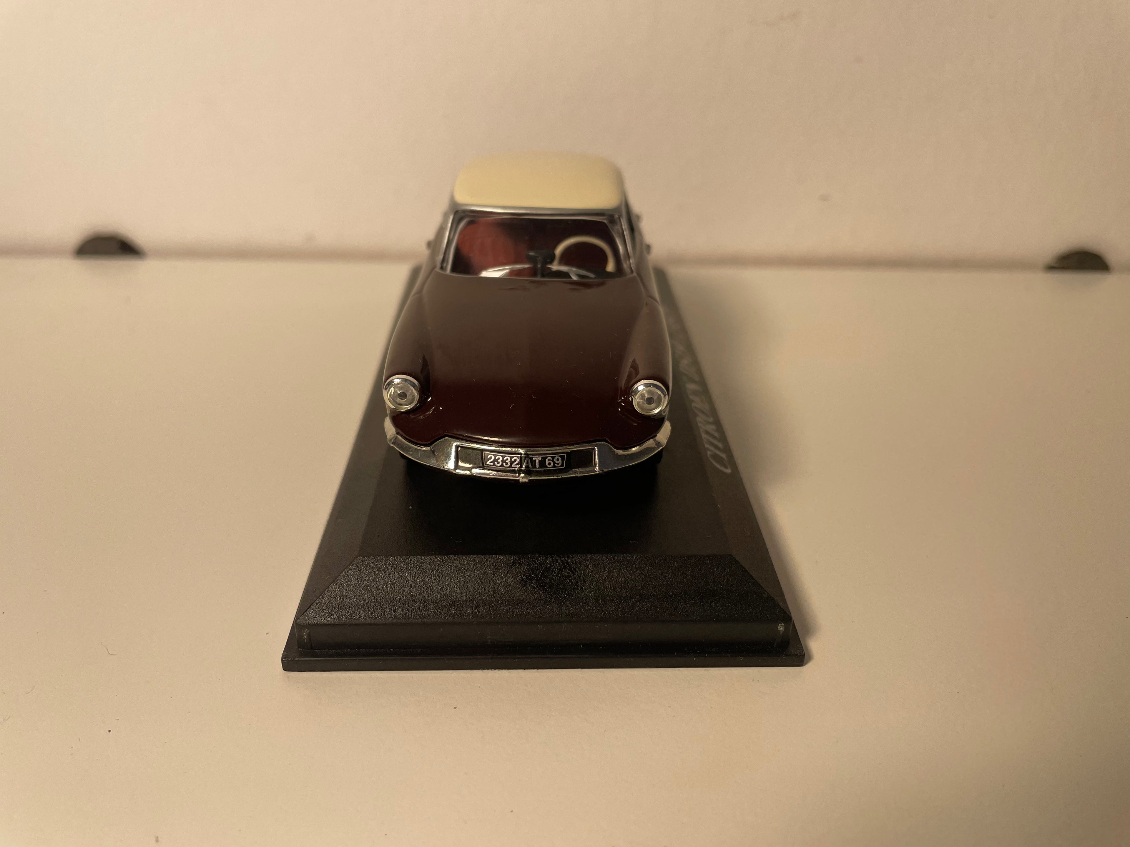 Citroën DS 19 Bordeaux and Beige/Cream Roof from 1957