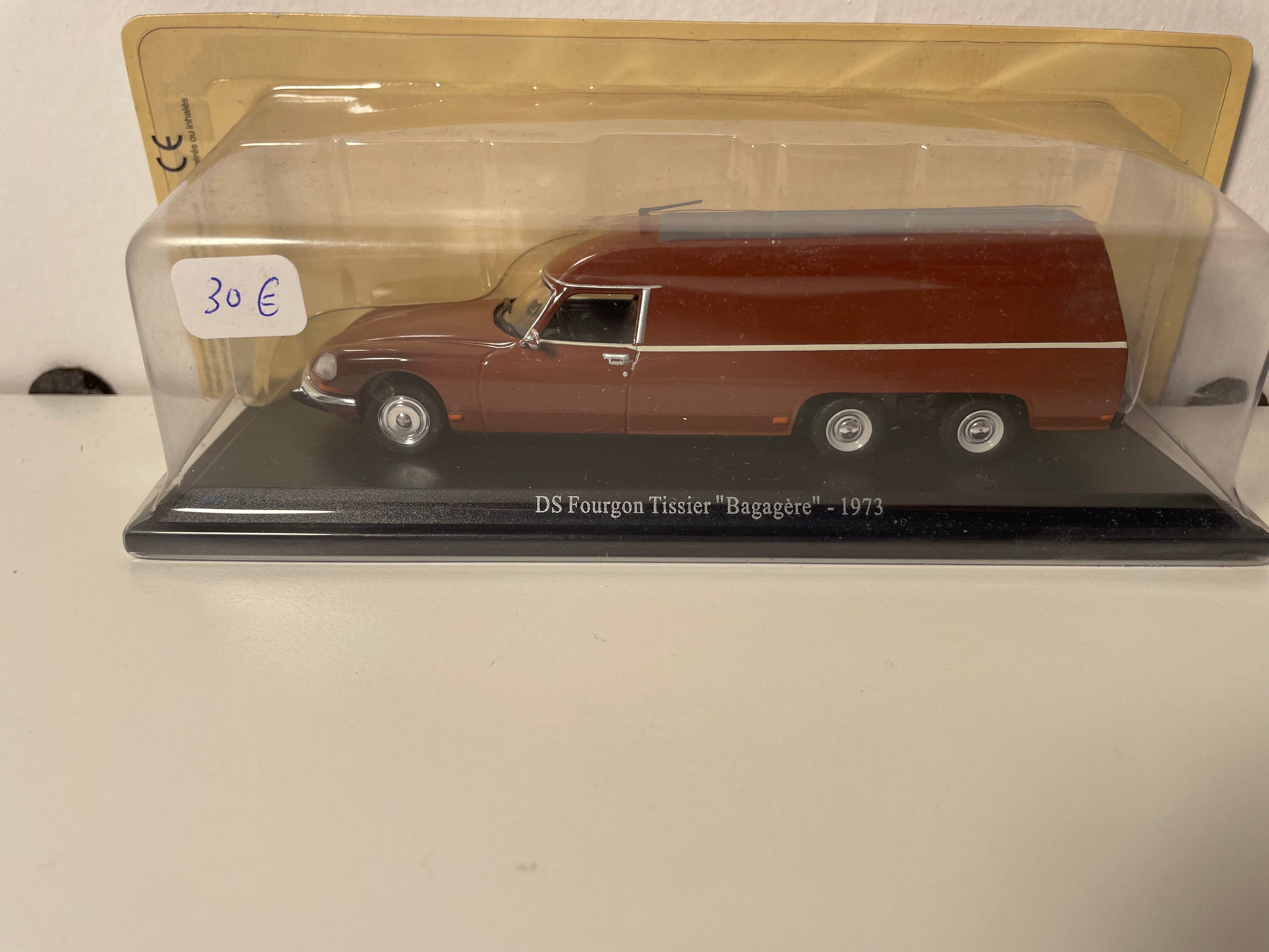 Citroën DS Van Tissier Bagagère marrón de 1973