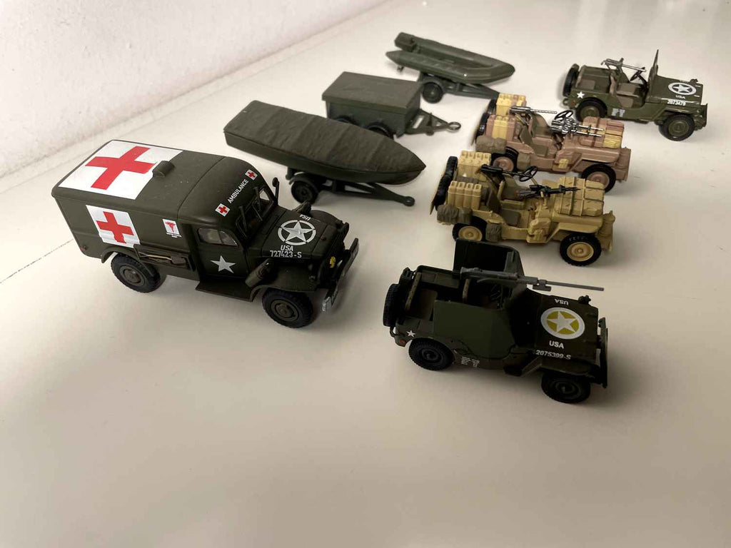 Pojazd militarny (zestaw 8 pojazdów (marki: Solido, Atlas i Eaglemoss)