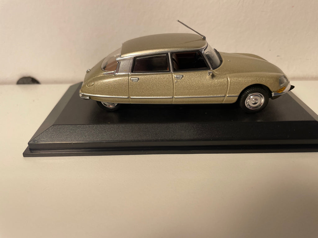 Citroën DS 23 Pallas marron - NOREV